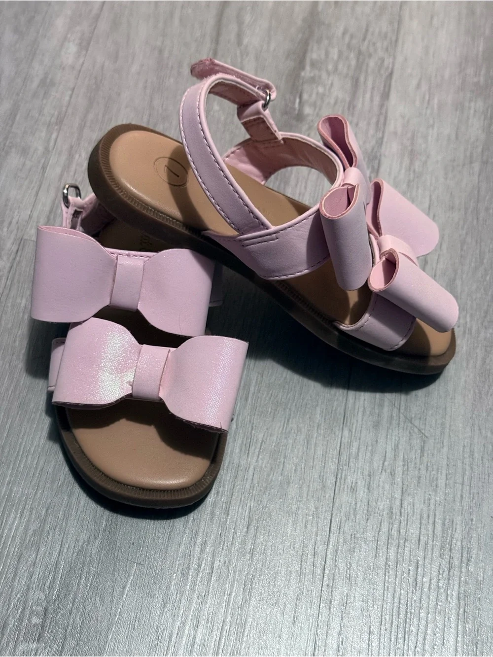 Cat & Jack Light Pink Bow Sandals for Girls